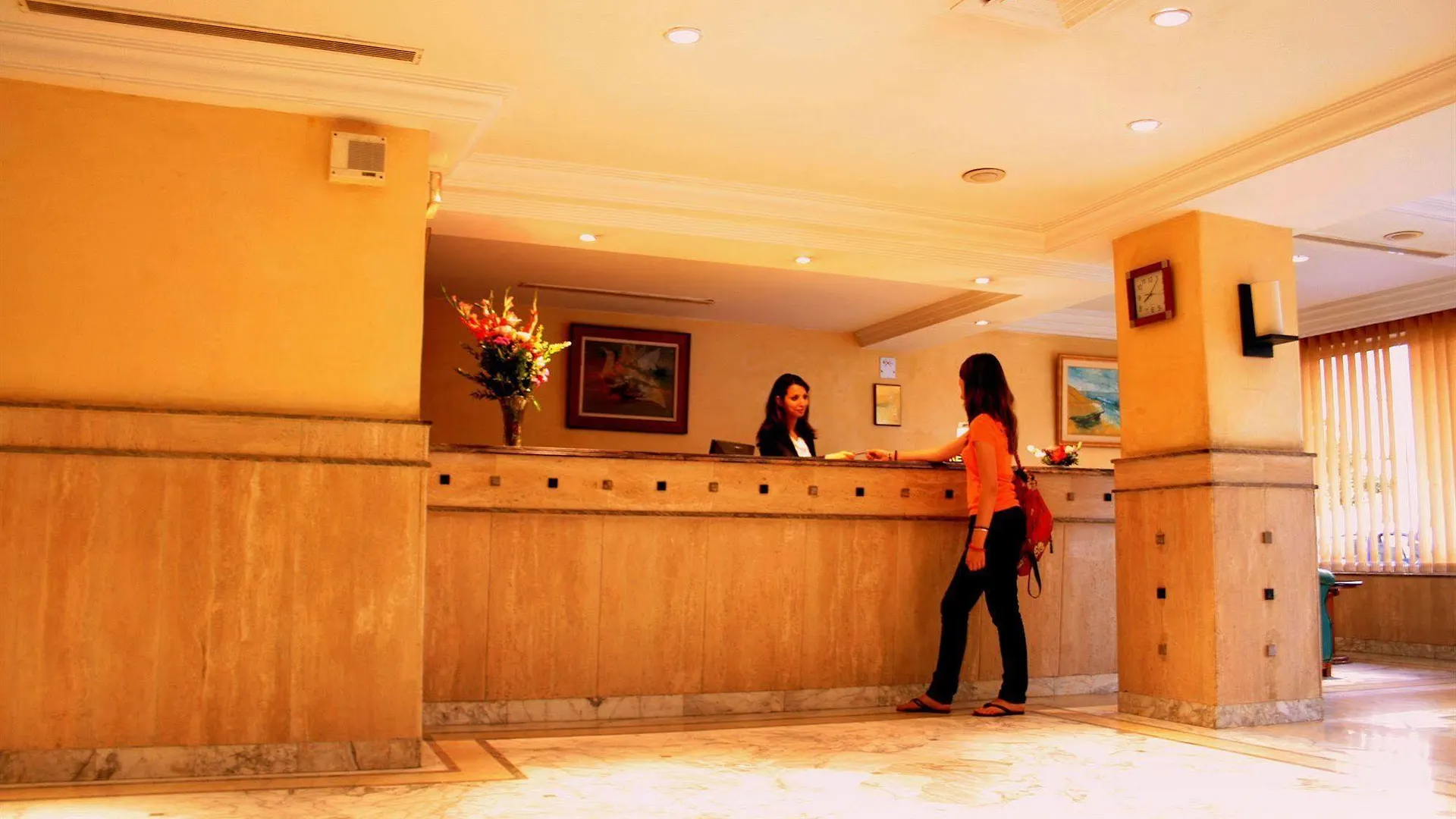 Hotel Ibn Khaldoun Tunis